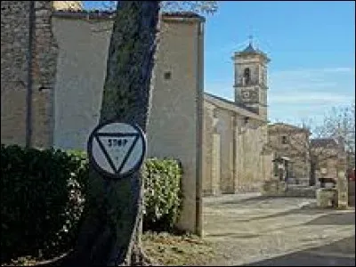 Village de la région P.A.C.A., Montsalier se situe dans le département ...