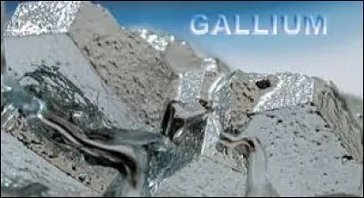 Le gallium a pour symbole les lettres Ga.