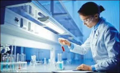 Quels sont les trois types d'analyses qu'un médecin légiste peut faire ?