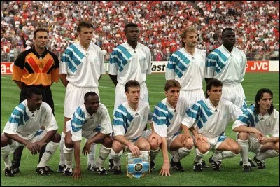 Qui a été le buteur lors de cette finale, qui va faire de l'OM le premier club français à gagner la LDC (même encore aujourd'hui) ?