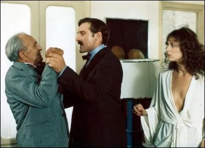 Quel est ce film réalisé par Jacques Rouffio en 1975, dans lequel Michel Piccoli et Gérard Depardieu incarnent deux chirurgiens qui connaissent le même destin, victimes de manuvres et rumeurs et poussés au suicide ?