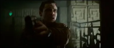 Quand il rentre chez lui, à la fin, Deckard trouve Rachel :