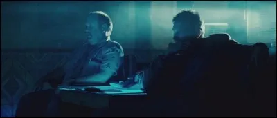 Parmi les cibles de Deckard, lequel de ces personnages est désigné comme étant le chef de la bande ?