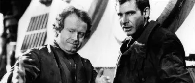 Après "Alien" et avant "Seul sur Mars", ce réalisateur a prouvé, avec "Blade Runner" qu'il était l'un des maîtres incontestés de la science-fiction.
Il s'agit de :