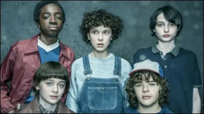 Tu es dans le monde à l'envers, seul :