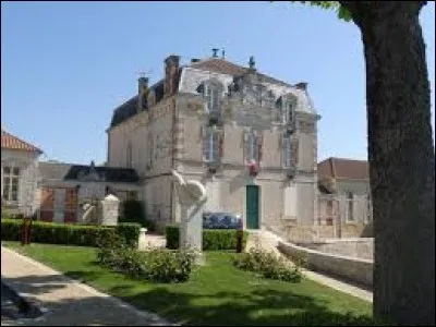 Pour finir, nous partons en Nouvelle-Aquitaine, &agrave; Villej&eacute;sus. Commune du Pays du Ruff&eacute;cois, elle se situe dans le d&eacute;partement ...