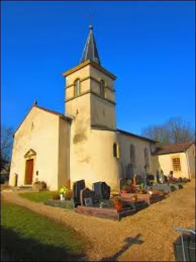 Voici l'&eacute;glise Saint-Arnoul de Silly-sur-Nied. Village de l'ancienne r&eacute;gion Lorraine, il se situe dans le d&eacute;partement ...
