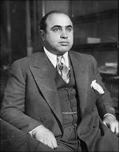 Janvier 1947 : Quel était le surnom d'Al Capone ?