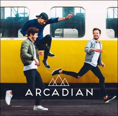 Quel est le nom de leur premier album ?