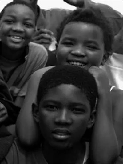 Quel est le nom des descendants des Noirs à La Réunion ?