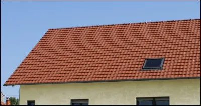 L'expression "côté cour, côté jardin" provient d'un palais. Lequel ?