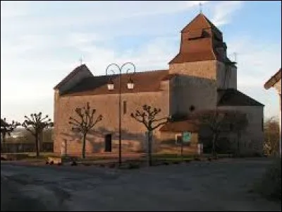 Vous avez sur cette image l'église du XIIè siècle de Lesme. Village Saône-et-Loirien, il se situe dans l'ancienne région ...