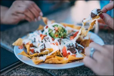 Quand tu visites un nouveau pays, tu...