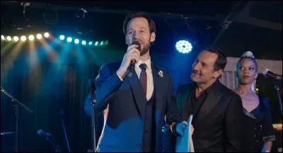 Qui est le monsieur représenté à gauche sur l'image ?