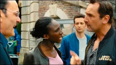 A la fin, Adèle est-elle amoureuse de James ?