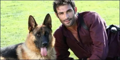 Comment s'appelle ce chien flic ?