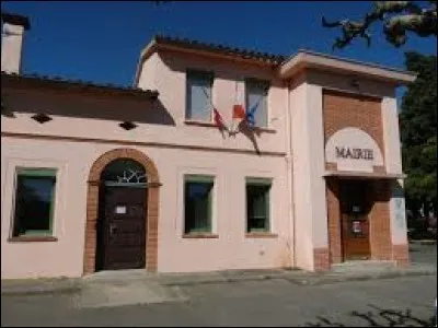 Commune de l'aire urbaine Toulousaine, en Occitanie, Saint-Pierre-des-Loges se situe dans le département ...
