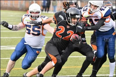 Aux États-Unis, comment s'appelle la finale du championnat de football américain ?