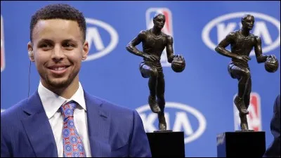 Que signifie le sigle MVP en NBA qui désigne la récompense attribuée au meilleur joueur de la compétition ?