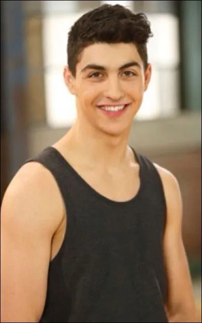 Comment s'appelle le cousin d'Addison ?