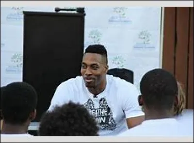 Dans quelle équipe Dwight Howard n'a-t-il jamais joué ?