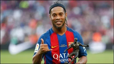 Quel geste technique affectionne Ronaldinho ?