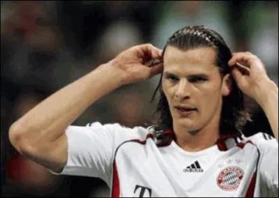 Ancien joueur de Marseille et champion d'Allemnagne avec le Bayern Muniche en 2008 ...