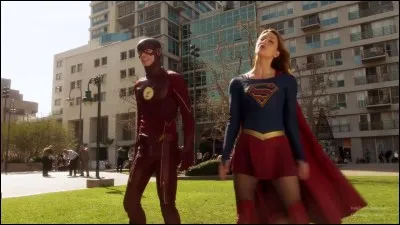 Quand Flash intervient-il dans la saison 1 ?