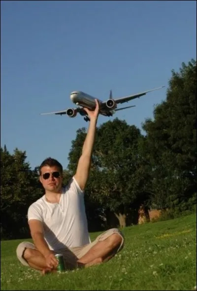 Quel est le nom de l'aéroport le plus important de Londres ?