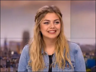 Louane a déjà chanté en public (repris) une chanson de :