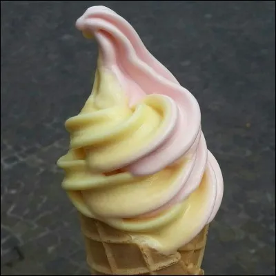 Cette glace italienne __ trop bonne !