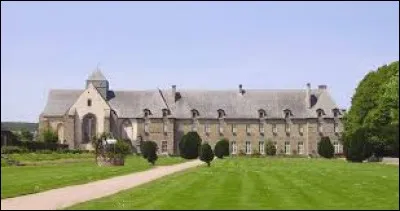 Les habitants de Paimpont (Ille-et-Vilaine) portent le gentilé ...