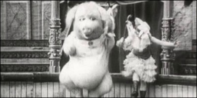 Le court-métrage "Le Cochon danseur" est un film muet français.