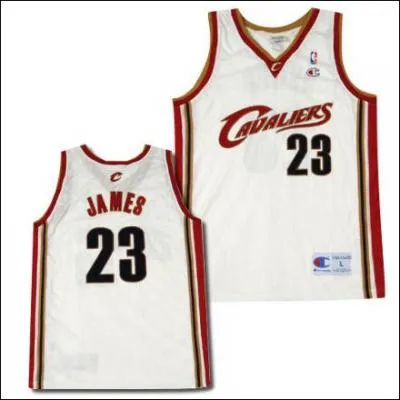 A quelle quipe appartient ce maillot ?