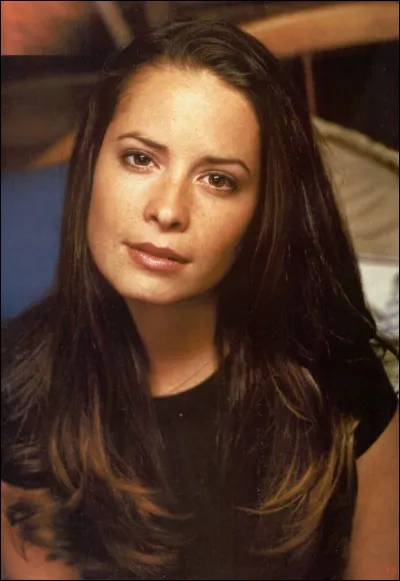 Quel est le nom de l'artiste jouant le rôle de Piper Halliwell ?