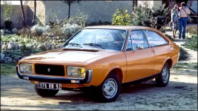 Finissons en France. Cette voiture a porté plusieurs noms selon sa cylindrée. Quel est le nom de cette voiture dans sa petite cylindrée ?