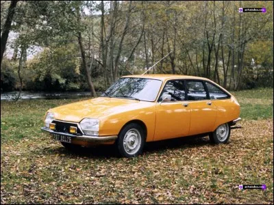 Dernière voiture et en plus elle est française. Cette voiture a comme nom d'étude "Projet G". Quelle est cette voiture ?