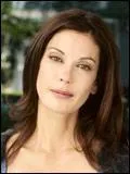 Qui Teri Hatcher incarne-t-elle dans la série ?