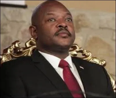 En mai 2018, dans quel pays Pierre Nkurunziza affirme qu'il veut rester au pouvoir encore 14 ans ?