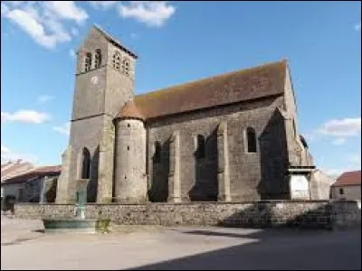 Voici l'&eacute;glise Saint-Julien-de-Brioude de Saint-Julien. Village Vosgien, il se situe dans l'ancienne r&eacute;gion ...