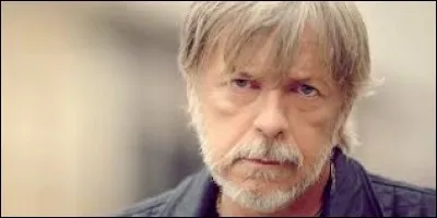 Complétez le titre de l'album de Renaud sorti en 2009 : ''Molly Malone  Balade -----------------''