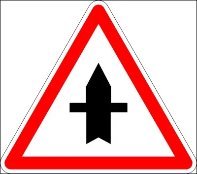 Question type code : en croisant ce panneau, je céderai le passage... (2 réponses attendues !)