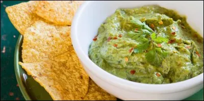 A base de quel fruit ou légume le guacamole est-il préparé ?