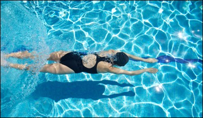 Pour Dodoju, passionnée de natation : combien y a-t-il de styles de nage en niveau de compétition ?