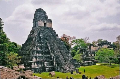 Quelle est l'ancienne civilisation du Guatemala qui nous a laissé des constructions qui font actuellement partie de notre patrimoine mondial ?