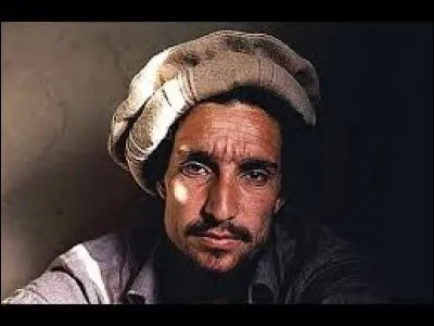 ''J'aurais été en Afghanistan 
Jeter les caméras de la dernière interview du commandant Massoud''

Quel était le surnom du commandant Massoud ?