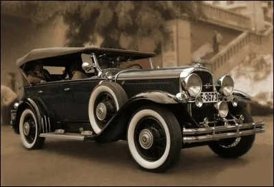 Un de ces compositeurs était un passionné de voitures, ce qui lui vaudra d'ailleurs un grave accident. De qui s'agit-il ?