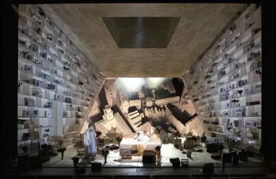 "La Ville Morte" (Die tote Stadt) est un opéra de :