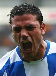 Ce joueur fait partie de l'E.N. algrienne :