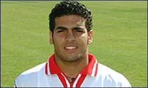 Ce joueur fait partie de l'E.N. algrienne :